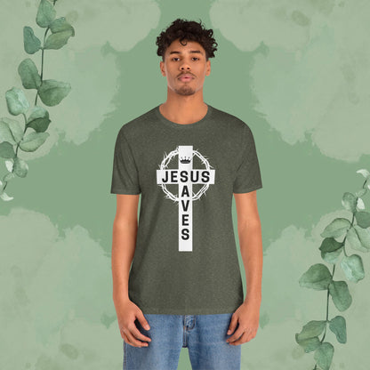 “Jesus Saves” Cross & Crown T-Shirt – Christian Message of Sacrifice and Victory