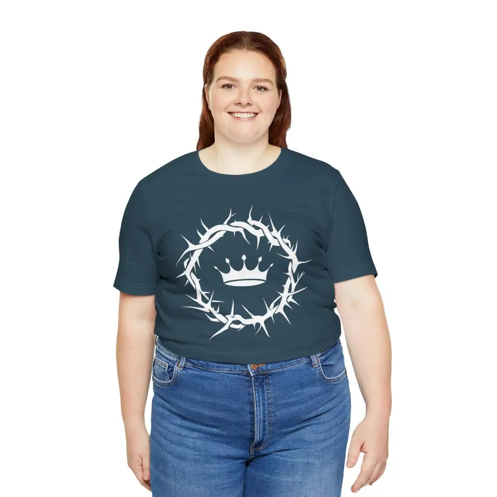“Jesus Is King” Crown of Thorns T-Shirt – Bold Christian Minimalist Design - T-Shirt