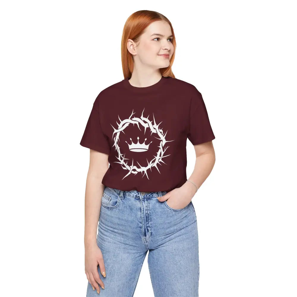 “Jesus Is King” Crown of Thorns T-Shirt – Bold Christian Minimalist Design - T-Shirt