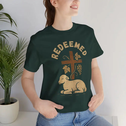 ’Redeemed’ Christian T-Shirt — Lamb & Cross Vintage Design - T-Shirt